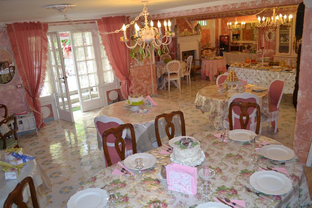 La Maison Delle Favole Desenzano del Garda Exteriör bild