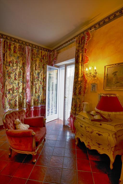 La Maison Delle Favole Desenzano del Garda Exteriör bild