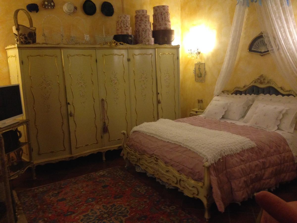 La Maison Delle Favole Desenzano del Garda Exteriör bild